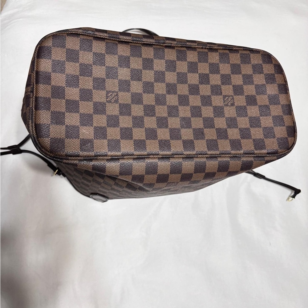 Designer Checkered Brown Tote Bag with Pink Ballerina Interior Right Logo - Picture 8 of 12